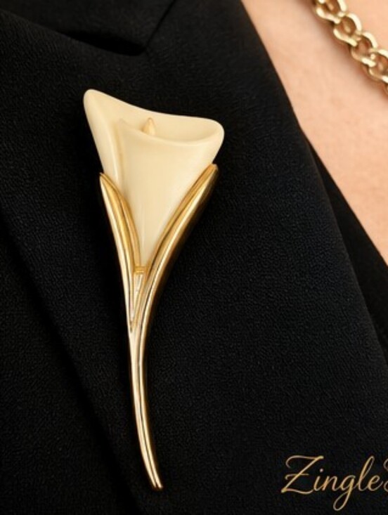Ginnie Johansen Inc. Jewelry - Vintage Ginnie Johansen 1988 Calla Lily Brooch Gold Plated Cream Resin Signed
